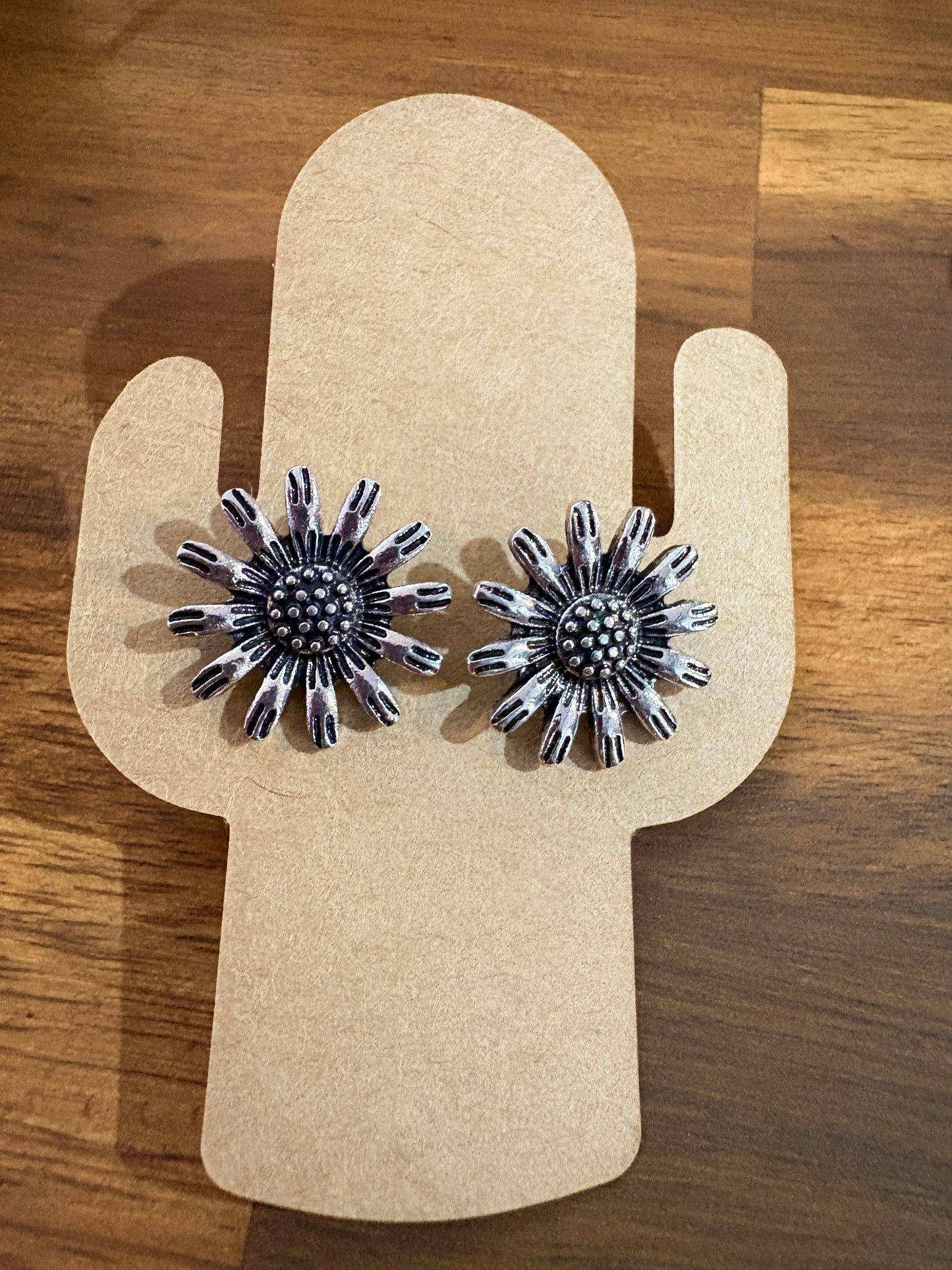Western Earrings - Silver Sunflowers