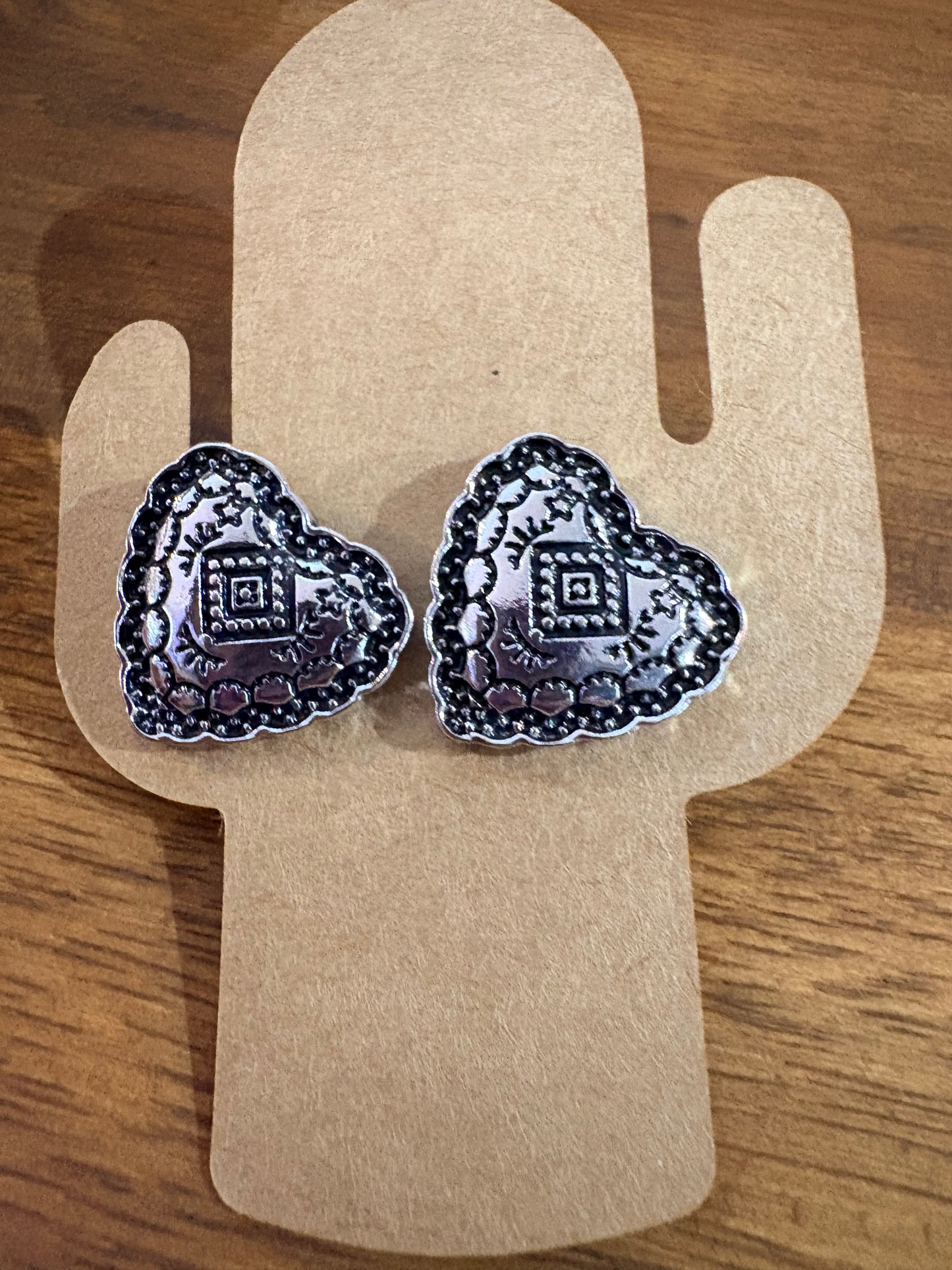 Western Earrings - Silver Hearts