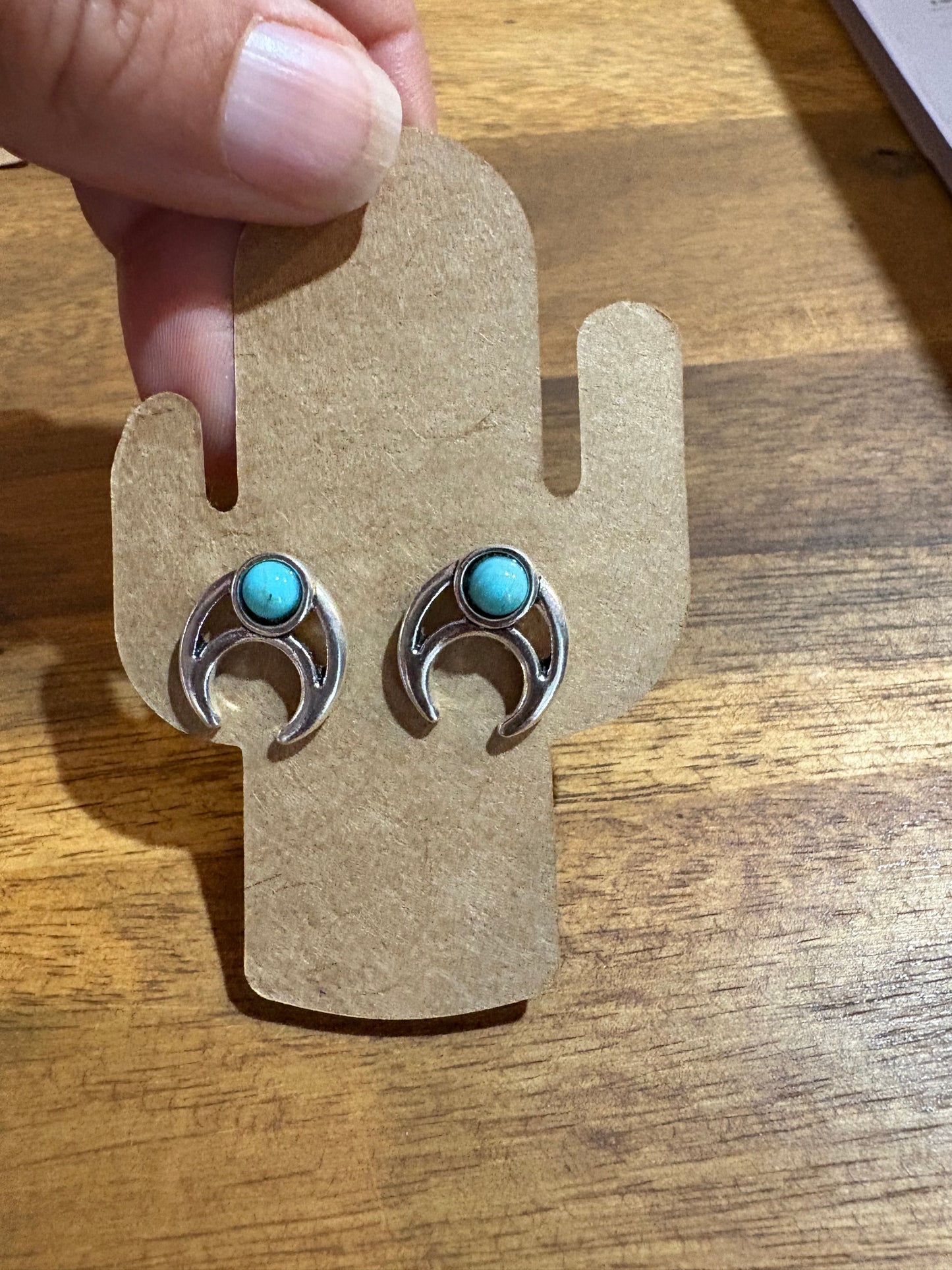 Western Earrings - Half circle turquoise