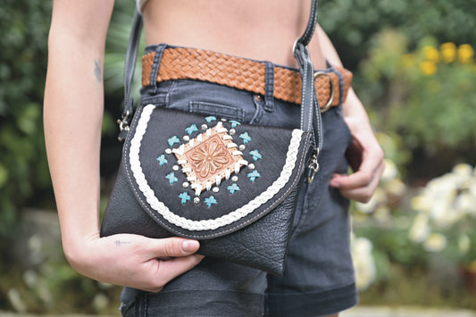 Small Boho Bag with Leather Stitch – Waco (AB84)