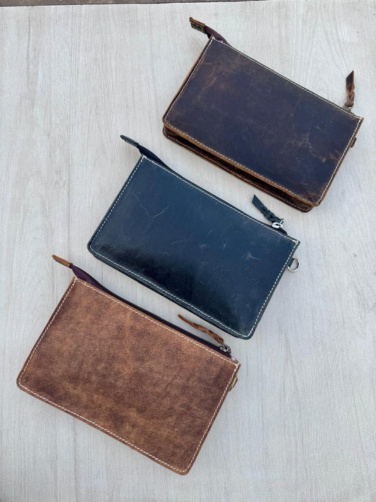 AC47    Bullhead Tooling Leather Clutch
