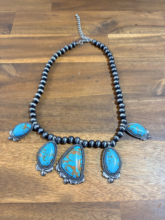 Western Turquoise Beaded Necklace