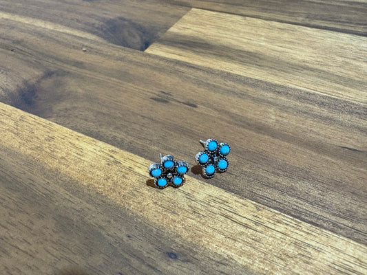 Western Mini Turquoise Flower earrings