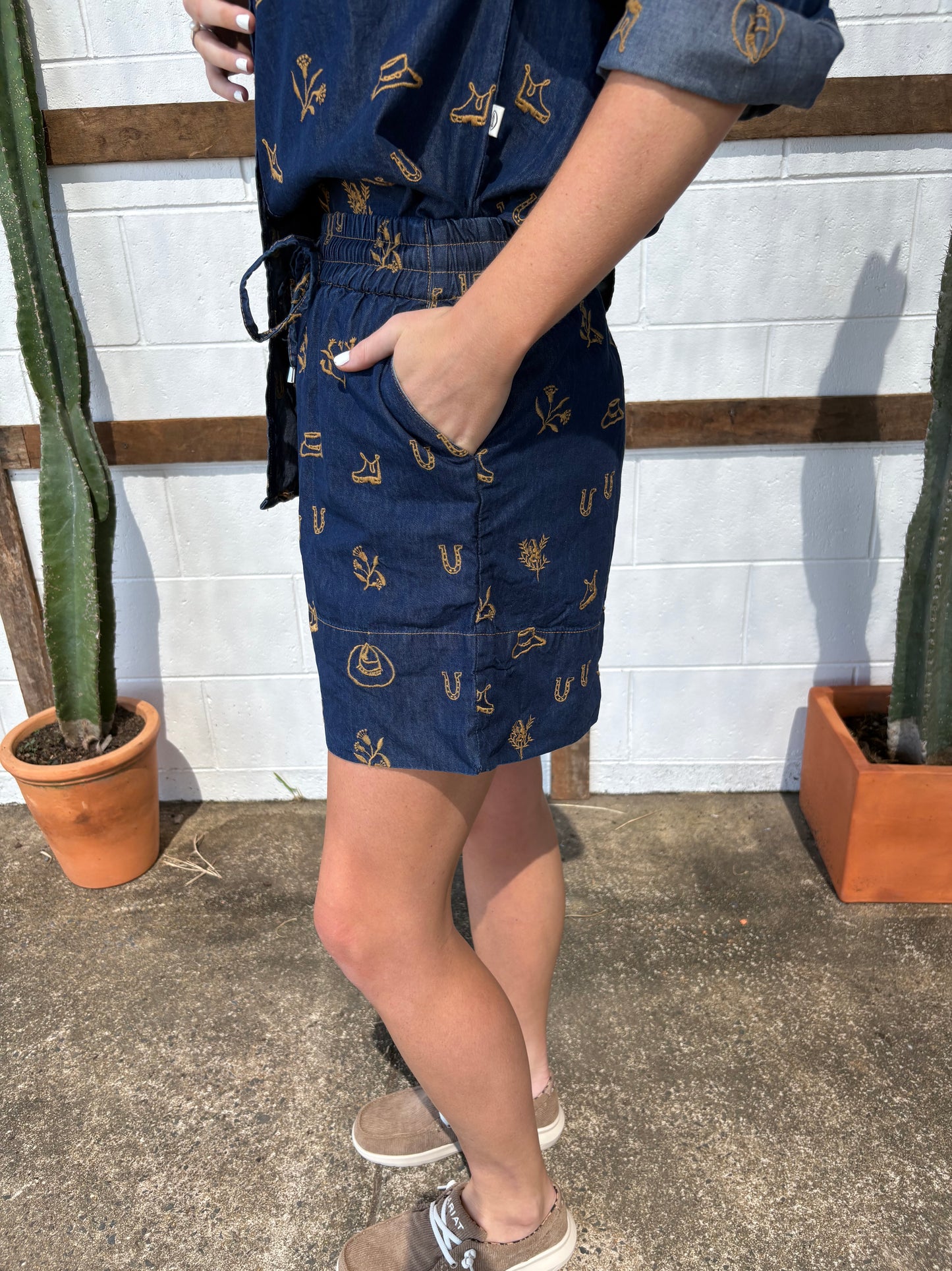 Outback Linen Lady Jane Denim Dark Embroidered Shorts