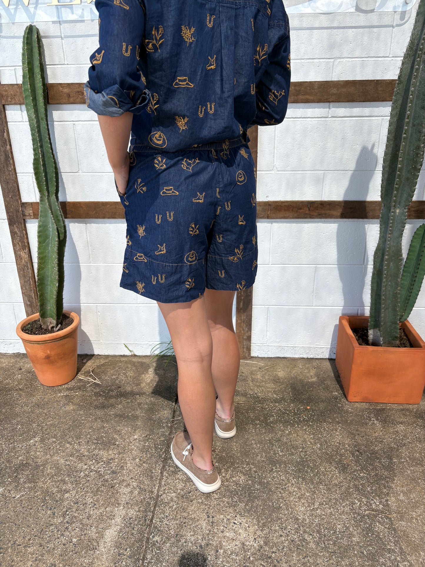 Outback Linen Lady Jane Denim Dark Embroidered Shorts