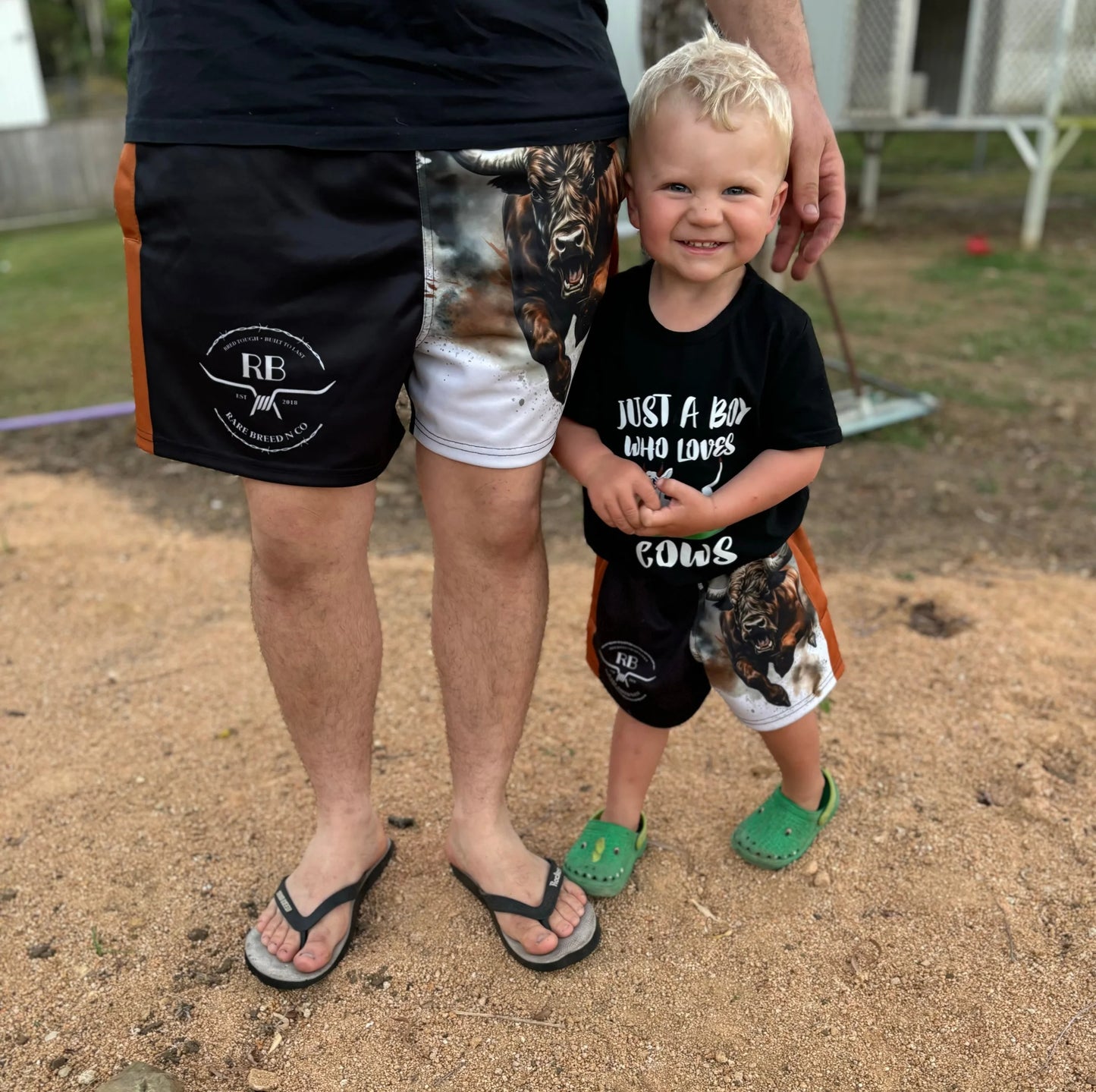 Footy Shorts - Kids - Can’t be tamed -